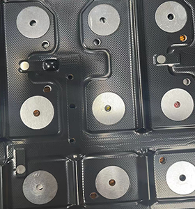 動力電池側板多層熱壓機